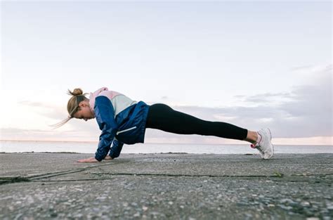 6 Benefits Of Pushups: Should You Do Them Every .